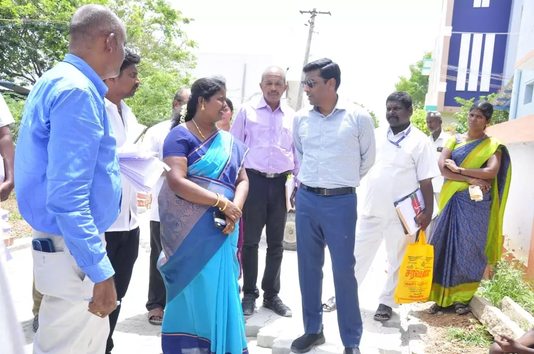 பேரூராட்சி ஆணையரக இயக்குனர் ஆய்வு பேரூராட்சி ஆணையரக இயக்குனர் ஆய்வு