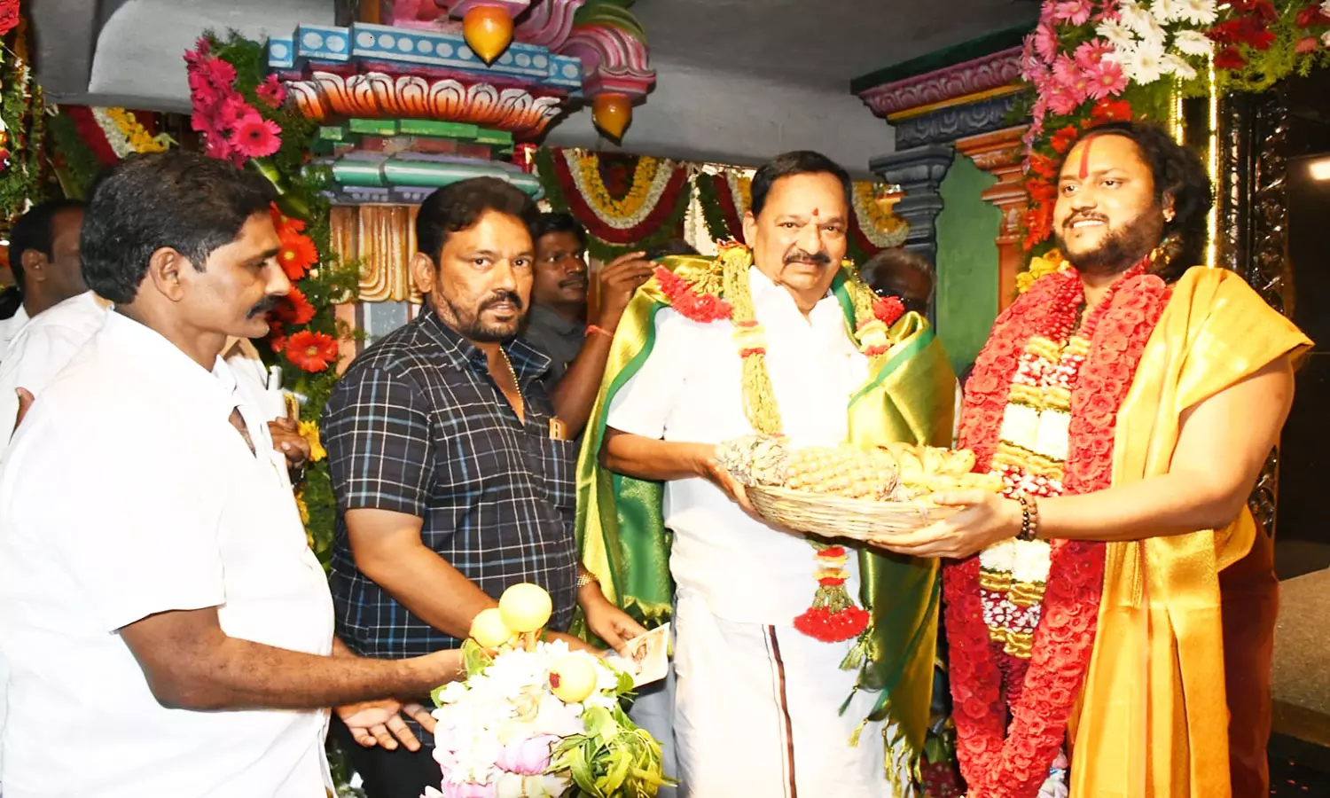 சித்தஞ்சி சிவகாளி சித்தர் பீடத்தில் ஆடிப்பூர விழா சித்தஞ்சி சிவகாளி சித்தர் பீடத்தில் ஆடிப்பூர விழா