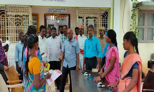 விக்கிரவாண்டியில் மகளிர் உரிமை திட்ட முன்னோட்ட பதிவு முகாம்:விழுப்புரம் கலெக்டர் நேரில் ஆய்வு