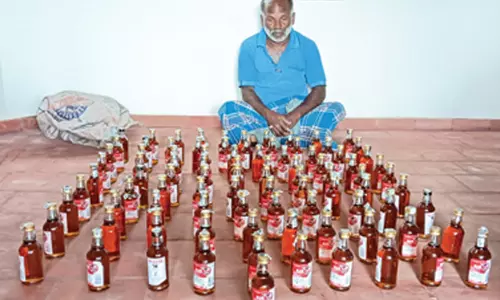 சட்டவிரோத செயல்களில் ஈடுபடுவோர் மீது குண்டர் சட்டம் பாயும்