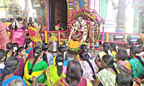 கோவில்களில் ஆடிப்பூர விழா