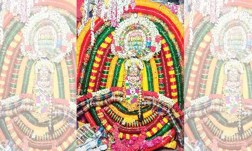 சீதளாதேவி மாரியம்மன் கோவிலில் ஆடிப்பூர விழா