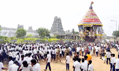 மன்னார்குடி ராஜகோபாலசாமி கோவிலில் ஆடிப்பூர தேரோட்டம்