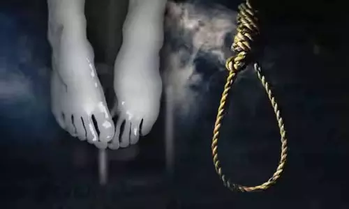 காதலனிடம் வீடியோ காலில் பேசி பெண் போலீஸ் தற்கொலை: திருமணமான போலீஸ்காரரிடம் விசாரணை நடத்த முடிவு