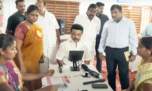 தர்மபுரியில் மகளிர் உரிமைத்தொகை திட்ட விண்ணப்ப பதிவு முகாம்- முதலமைச்சர் தொடங்கி வைத்தார்