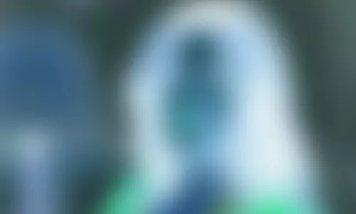 40 வயதிலும் ஹீரோயினாகதான் நடிப்பேன் என அடம்பிடிக்கும் நடிகை