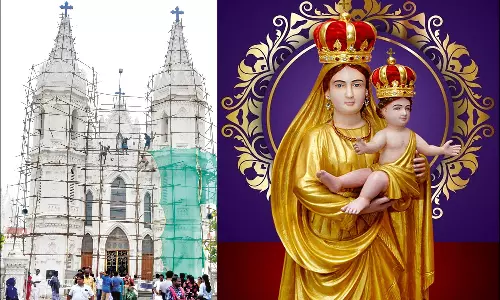 ஆண்டு திருவிழா ஆகஸ்டு 29-ந்தேதி தொடங்குகிறது: வேளாங்கண்ணி மாதா பேராலயத்தில் வர்ணம் பூசும் பணி மும்முரம்