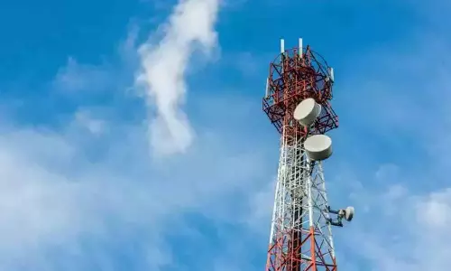 திருப்பூர் பாரதிநகரில் செல்போன் கோபுரம் அமைக்க பொதுமக்கள் எதிர்ப்பு