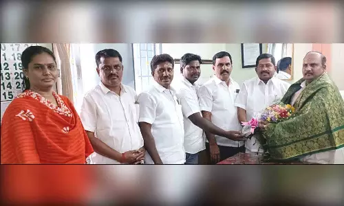 திருமுருகன்பூண்டி புதிய கமிஷனராக ஆண்டவன் பொறுப்பேற்பு