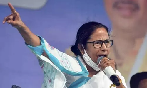 இந்தியா கூட்டணியின் பெயர் பிரதமருக்கு பிடிக்கிறது: மோடியின் விமர்சனத்துக்கு மம்தாவின் பதில்