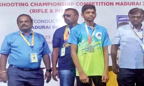 மாநில அளவிலான துப்பாக்கி சுடும் போட்டி- விவேகானந்தா வித்யாஷ்ரம் பள்ளி மாணவர் சாதனை