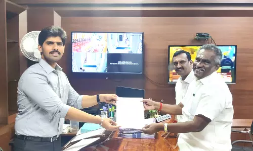 கோவை வடக்கு தொகுதியில் அடிப்படை வசதிகள் செய்து தர வேண்டும் -  மாநகராட்சி கமிஷனரிடம் அம்மன் அர்ச்சுணன் எம்.எல்.ஏ. கோரிக்கை