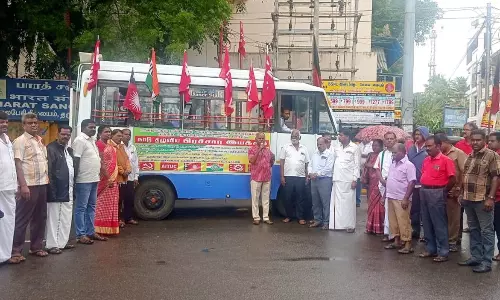 பெட்ரோல், டீசல், சமையல் எரிவாயு மீதான கலால் வரியை நீக்கவேண்டும்