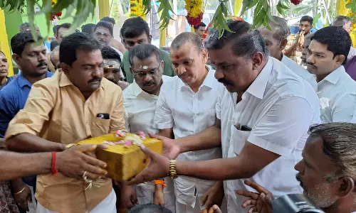 தென்தாமரைகுளத்தில் 600 ஆண்டுகள் பழமையான பெரியம்மன் கோவிலில் புனரமைப்பு பணிக்கு அடிக்கல் நாட்டு விழா