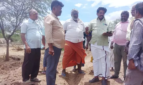 மேலசொக்கநாதபுரம் பேரூராட்சியில் வீடுவீடாக பொதுமக்களிடம் குறைகள் கேட்பு