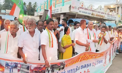 கோபால்பட்டியில் மணிப்பூர் சம்பவத்தை கண்டித்து காங்கிரசார் ஆர்ப்பாட்டம்