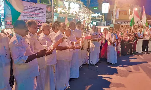 மயிலாடுதுறையில், காங்கிரஸ் கட்சியினர் ஆர்ப்பாட்டம்