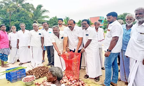 புதிய வாரச்சந்தை திறப்பு