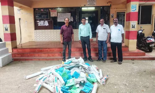 சிவகிரி பேரூராட்சியில் உணவகங்களில் 50 கிலோ பிளாஸ்டிக் பைகள் பறிமுதல்