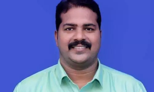 நிலத்தை வீட்டுமனை பிரிவாக மாற்ற ரூ.25 லட்சம் லஞ்சம் கேட்ட ஊராட்சி தலைவர் அதிரடி கைது