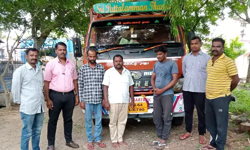 லாரியில் ரேசன் அரிசி கடத்திய 3 பேர் கைது