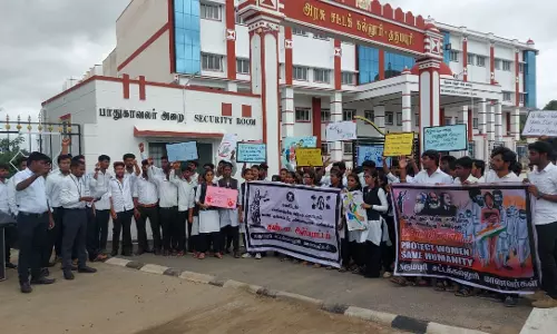 மணிப்பூர் சம்பவத்தை கண்டித்து ஆர்ப்பாட்டம்