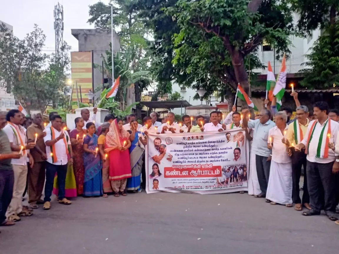 காங்கிரஸ் மெழுகுவர்த்தி ஏந்தி போராட்டம் காங்கிரஸ் மெழுகுவர்த்தி ஏந்தி போராட்டம்