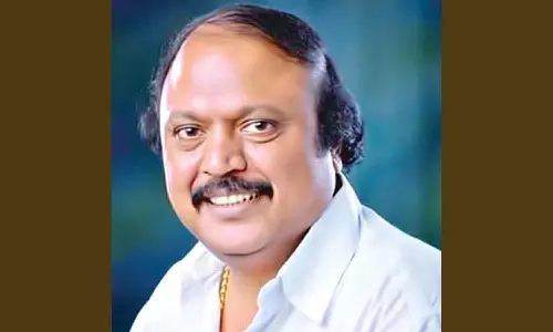 அமைச்சக ஊழியர்களின் கோரிக்கைகளை அரசு தீர்த்து வைக்க வேண்டும்