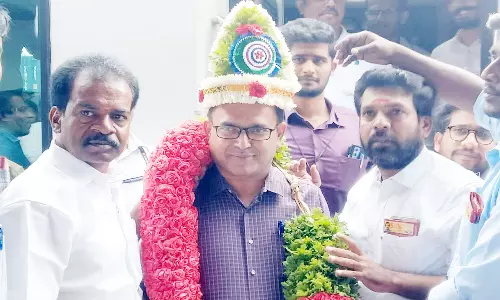 ஜோலார்பேட்டை ரெயில் நிலையத்தில் ரெயில்வே கோட்ட மேலாளர் ஆய்வு