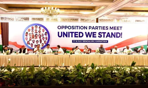 இன்று மணிப்பூர் செல்லும் எதிர்க்கட்சிகள் குழு- கலவர பாதிப்புகளை ஆய்வு செய்ய திட்டம்