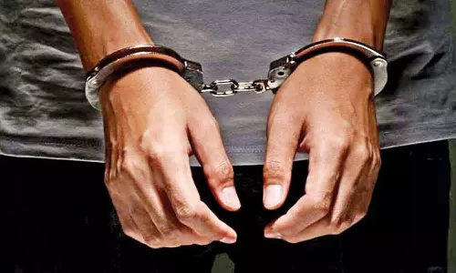 வெள்ளகோவிலில் பெயிண்டர் கொலை வழக்கில் வாலிபர் கைது