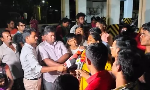 அடுக்குமாடி குடியிருப்பில் நில அதிர்வு: 500-க்கும் மேற்பட்டோர் நள்ளிரவில் தவிப்பு: பீதியுடன் சாலையில் திரண்டனர்