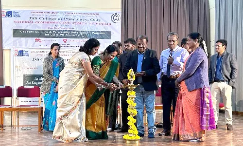 ஊட்டி ஜெ.எஸ்.எஸ். கல்லூரியில் கருத்தரங்கு