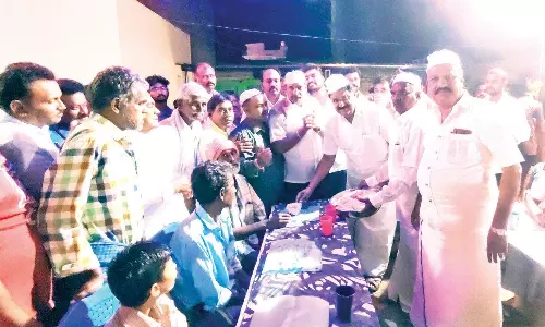 காவேரிப்பட்டணத்தில் மொகரம் திருவிழா மதியழகன் எம்.எல்.ஏ. பங்கேற்பு