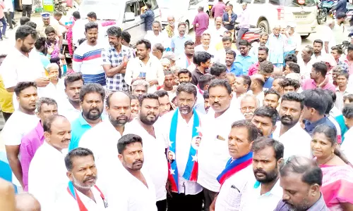 விடுதலை சிறுத்தை  கட்சி கொடியேற்றும் நிகழ்ச்சி