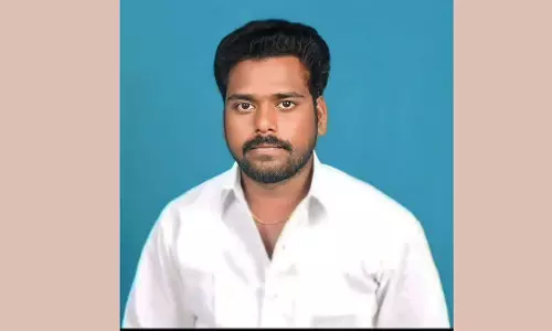 சேத்தியாத்தோப்பு அருகே புதியதாக அமைக்கப்படும் நெடுஞ்சாலையில் மோட்டார் சைக்கிளில் சென்ற வாலிபர் பலி