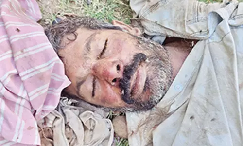 அடையாளம் தெரியாத முதியவர் பிணம்- கொலையா?