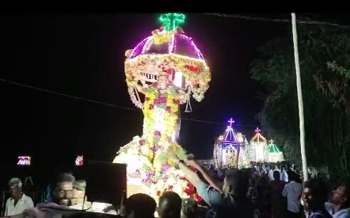 அமரடக்கி கிராமத்தில் சந்தனத்தாய் ஆலய தேர்பவனி