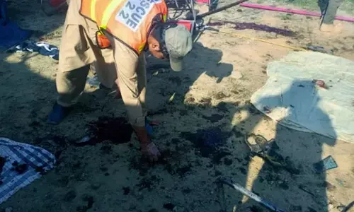 பாகிஸ்தானில் அரசியல் கட்சி கூட்டத்தில் குண்டு வெடிப்பு- பலி எண்ணிக்கை 44ஆக உயர்வு