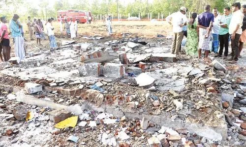 புதுக்கோட்டை அருகே பட்டாசு ஆலையில் வெடிவிபத்து- 5 பேர் படுகாயம்