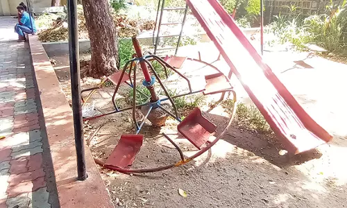 சமூக விேராதிகளின் கூடாரமாக திகழும் நாமக்கல் நேரு பூங்கா