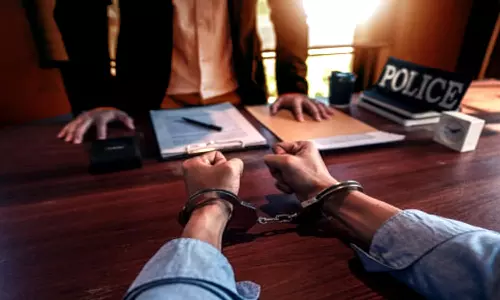 குற்றாலத்தில் நாட்டு மருந்து கடை உரிமையாளர் கொலை:சொத்து விற்ற பணத்தில் பங்கு தராததால் கொன்றேன்-கைதான மைத்துனர் வாக்குமூலம்