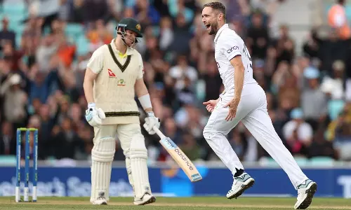5வது டெஸ்டில் வெற்றி - ஆஷஸ் தொடரை போராடி 2-2 என சமன் செய்தது இங்கிலாந்து