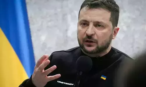 ஜெலன்ஸ்கி சொந்த ஊர் மீது ரஷிய ஏவுகணை தாக்குதல் - 6 பேர் பலி