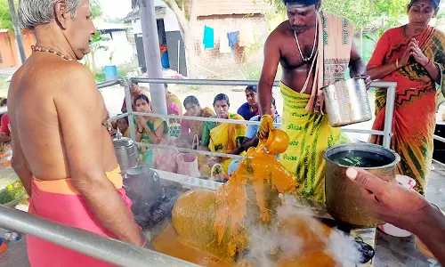 தொண்டி, திருவாடானை பகுதிகளில் பிரதோஷ வழிபாடு