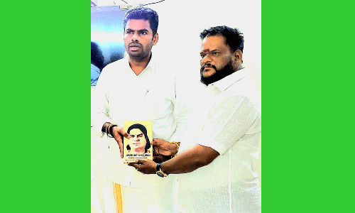 சி.எம்.டி.ராஜாஸ் சேதுபதி தலைமையில் அண்ணாமலைக்கு உற்சாக வரவேற்பு