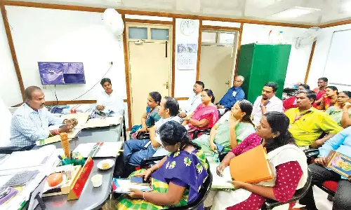 கல்வி கட்டணம் செலுத்த வற்புறுத்தக் கூடாது