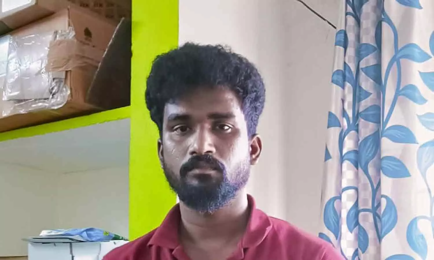 மருத்துவக்கல்லூரியில் படிக்க இடம் வாங்கி தருவதாக ரூ. 8 லட்சம் மோசடி செய்த வாலிபர் கைது மருத்துவக்கல்லூரியில் படிக்க இடம் வாங்கி தருவதாக ரூ. 8 லட்சம் மோசடி செய்த வாலிபர் கைது