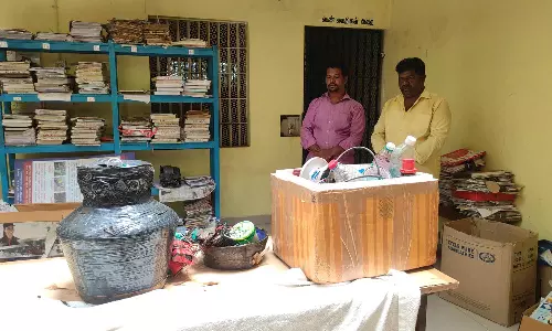 சதுரங்கவேட்டை சினிமா பாணியில் இரிடியம் கண்டுபிடிக்கும் ரைஸ் புல்லிங் எந்திரம் என கூறி மோசடி-2 பேர் கைது