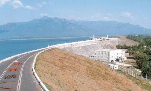 நாளை ஆடி 18- பவானிசாகர் அணையின் மேற்பகுதியில் சுற்றுலா பயணிகளுக்கு அனுமதி இல்லை